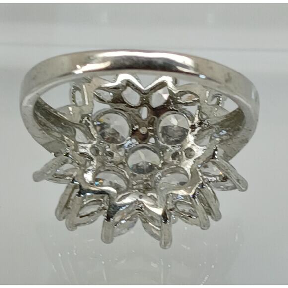 Vintage Ring Size 10 Silver Tone White Gold GP Sim Diamond CZ Cocktail NOS - Picture 4 of 10